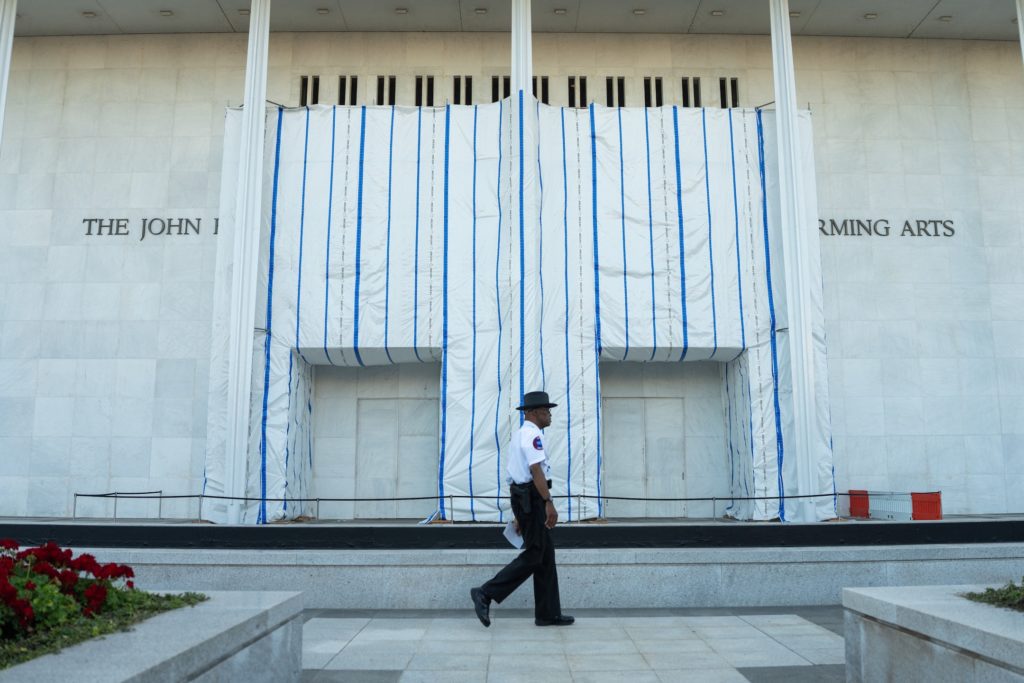 Federal Judge Orders 30-Day Notice for Structural Changes at Kennedy Center Amid Legal Dispute