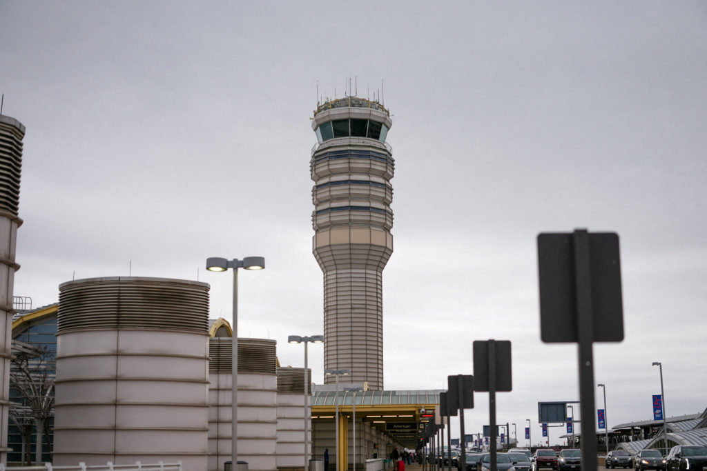 East Coast Air Travel Disrupted by Equipment Failure, Paramount Cleared in Merger Settlement, and Global Developments Highlighted in News Roundup