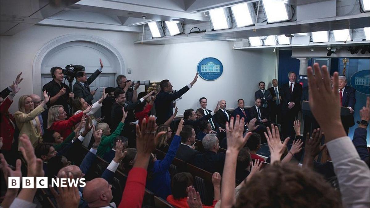 Journalists Denied White House Access Following Trump Ban on Major Media Outlets