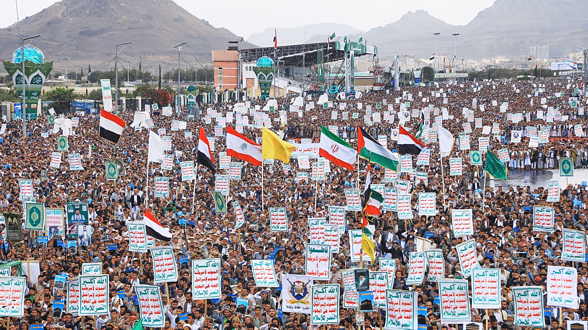 US Embassies Issue Security Alerts Across Middle East Following Houthi Attacks on Saudi Arabia